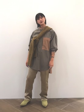 「TAUPE（トープ）のアイテム」を使った、ナズさん（レディース・157cm）の夏コーディネート