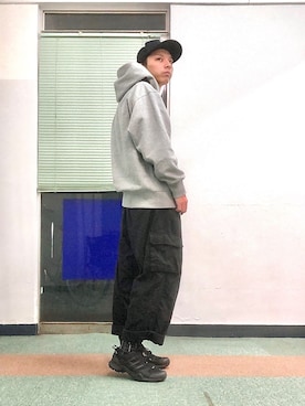 「adidas（アディダス）のアイテム（ブーツ）」を使った、はなまるさん（メンズ・173cm）の春コーディネート