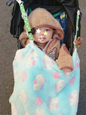 「BIT'Z（ビッツ）のアイテム（トップス）」を使った、ぽちこさん（キッズ・70cm）の冬コーディネート