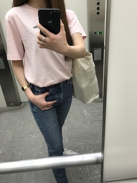 「お買い物」｜「アイテム（スニーカー）」を使った、IZUMIちゃんさん（レディース・154cm）の冬コーディネート