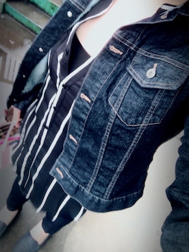 「UNIQLO（ユニクロ）のアイテム（デニムジャケット、ブラック系）」を使った、mikaさん（レディース・168cm）の春コーディネート