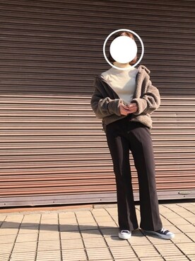 「UNIQLO（ユニクロ）のエクストラファインメリノリブタートルネックセーター（長袖）（ニット/セーター）」を使った、naさん（レディース・166cm）の冬コーディネート