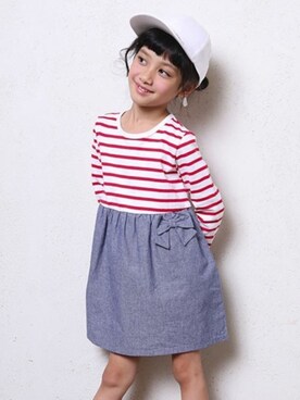 「長袖ワンピース」｜「アイテム（キャップ）」を使った、BEBE ONLINE STOREさん（キッズ・110cm）の夏コーディネート