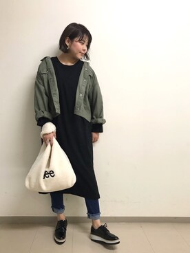 「袖ボリューム」｜「アイテム（デニムジャケット）」を使った、azusa1201__さん（レディース・165cm）の秋コーディネート