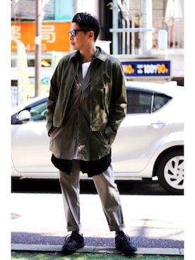 「TONSURE（トンシュアー）のアイテム」を使った、BIRTHDAYさん（メンズ・170cm）の春コーディネート