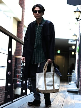 「hobo(ホーボー)のアイテム(トートバッグ)」を使った、BIRTHDAYさん(メンズ・170cm)の秋コーディネート