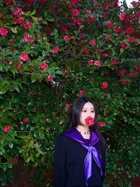 「flower」｜「アイテム（アクセサリー）」を使った、Ingridさん（レディース・160cm）の冬コーディネート