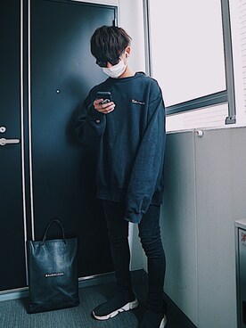 「vetements」｜「アイテム（スウェット）」を使った、みっつさん（メンズ・173cm）の秋コーディネート