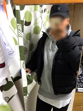 「H&M DIVIDED（エイチアンドエム　ディヴァイデッド）のアイテム（ジャケット/アウター）」を使った、アズマっくすさん（メンズ・169cm）の冬コーディネート