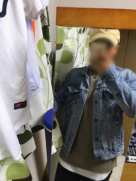 「Right-on（ライトオン）のアイテム（デニムジャケット）」を使った、アズマっくすさん（メンズ・169cm）の冬コーディネート