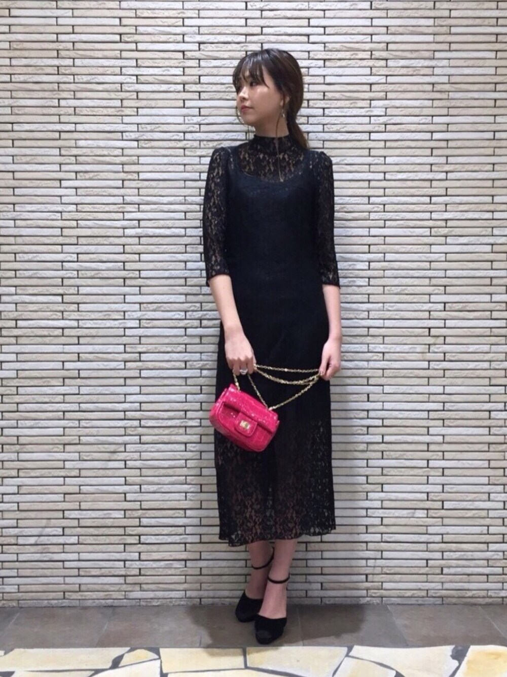 ayami matsuoさんの「ハイ ネック レース ドレス（MAISON DE REEFUR）」を使ったコーディネート