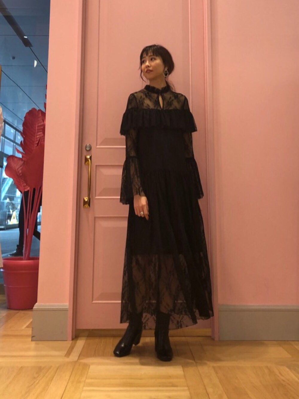 ayami matsuoさんの「フリル レース ドレス（MAISON DE REEFUR）」を使ったコーディネート