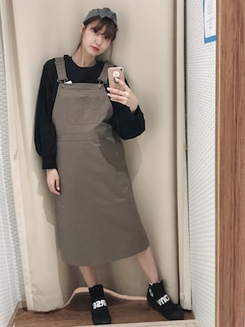 「アイテム（サロペット/オーバーオール、グリーン系）」を使った、🍦みうみ🍦さん（レディース・165cm）の秋コーディネート
