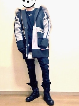 「DRKSHDW by RICK OWENS（ダークシャドウ バイ リックオウエンス）のアイテム（デニムパンツ）」を使った、CircleStoneさん（メンズ・176cm）の冬コーディネート