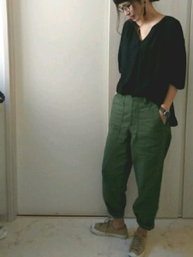 「BEN DAVIS（ベンデイビス）のアイテム（パンツ）」を使った、ricky.yさん（レディース・158cm）の春コーディネート
