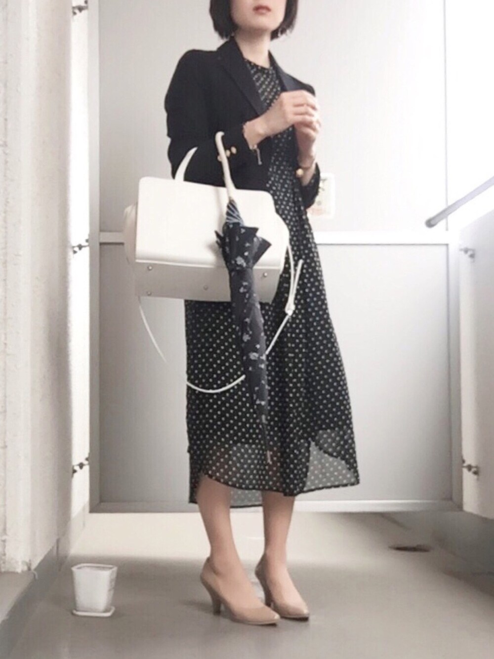 オフィスカジュアルのワンピコーデ集 柄物はあり なし 花柄や派手なカラーダメ などコーデの疑問も解決 Unisize ユニサイズ