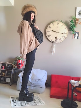 「足長効果」｜「アイテム（MA-1）」を使った、tëaさん（レディース・155cm）の冬コーディネート