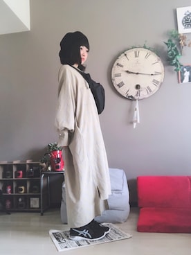「ベージュ×ブラック」｜「アイテム（シャツワンピース）」を使った、tëaさん（レディース・155cm）の冬コーディネート