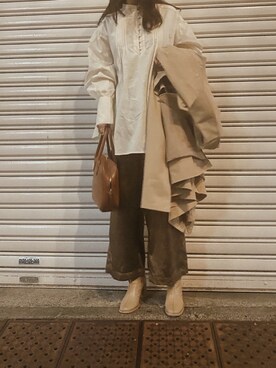 「淡色」｜「アイテム（トレンチコート）」を使った、senaさん（レディース・160cm）の冬コーディネート