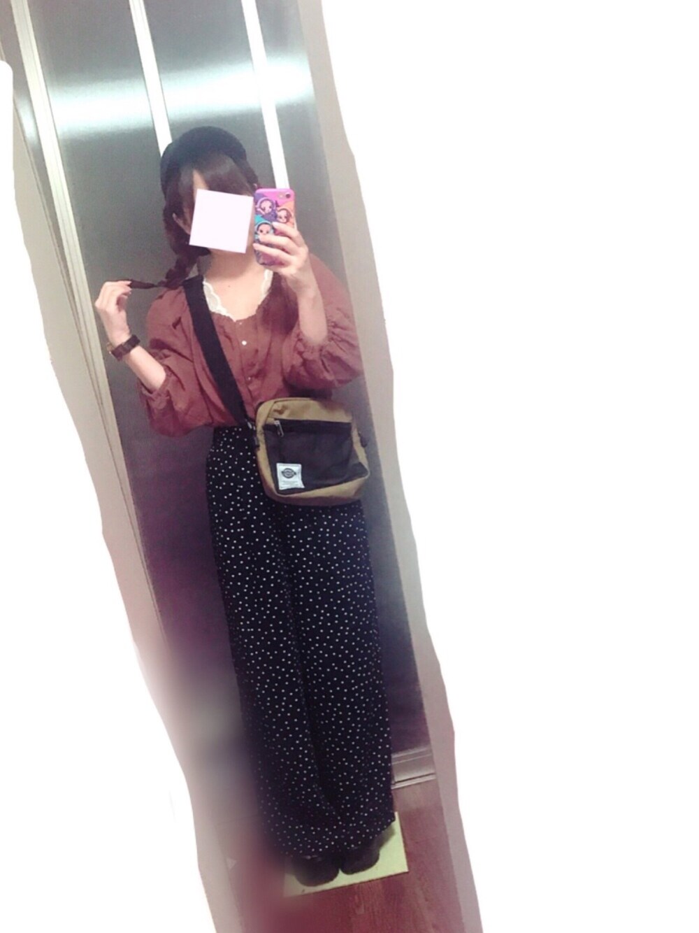 「パンツスタイル、低身長、秋のコーデ、秋服、今日のコーデ、ジーユー、キャップ、キャップ×三つ編み、袖ボリューム、カスタネ」｜「NUMERALSの[NUMERALS]刺繍ロゴキャップ（キャップ、ブルー系）」を使った、ななぴんさん（レディース・149cm）の秋コーディネートの1枚目の写真