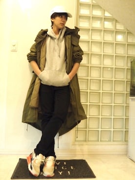 「カーキアウター」｜「アイテム（モッズコート）」を使った、keiさん（メンズ・173cm）の春コーディネート