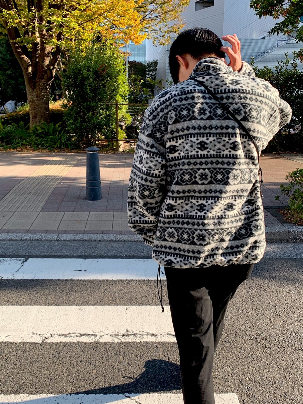「お洒落さんとつながりたい、古着MIX、スラックス、モノトーン、秋冬、マカロニえんぴつ、アビイロード」｜「L.L.Beanのアイテム（その他アウター、グレー系）」を使った、Yuyaさん（メンズ・171cm）の秋コーディネートの1枚目の写真