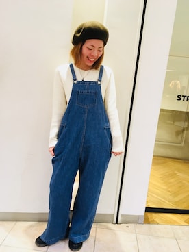 「RNA（アールエヌエー）のアイテム（オールインワン・サロペット）」を使った、ヨコアヤさん（レディース・162cm）の冬コーディネート