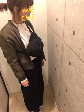 「H&M DIVIDED（エイチアンドエム　ディヴァイデッド）のアイテム（スウェット）」を使った、めちさん（レディース・164cm）の春コーディネート