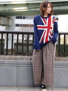 Giordano ユニオンジャック柄ニットを使ったショップスタッフのレディース人気ファッションコーディネート Wear