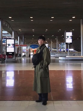 「Yohji Yamamoto（ヨウジヤマモト）のアイテム（トレンチコート）」を使った、タ ク ムさん（メンズ・170cm）の春コーディネート