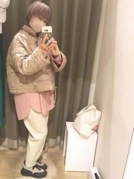 「アイテム（ダウンジャケット/コート、ベージュ系）」を使った、saeさん（レディース・162cm）の春コーディネート