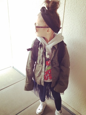 「お団子ヘアー」｜「アイテム（パーカー、グレー系）」を使った、w.a.24さん（キッズ・110cm）の冬コーディネート