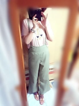 「abcd（ナシ）のアイテム（シューズ）」を使った、咲さん（レディース・166cm）の夏コーディネート