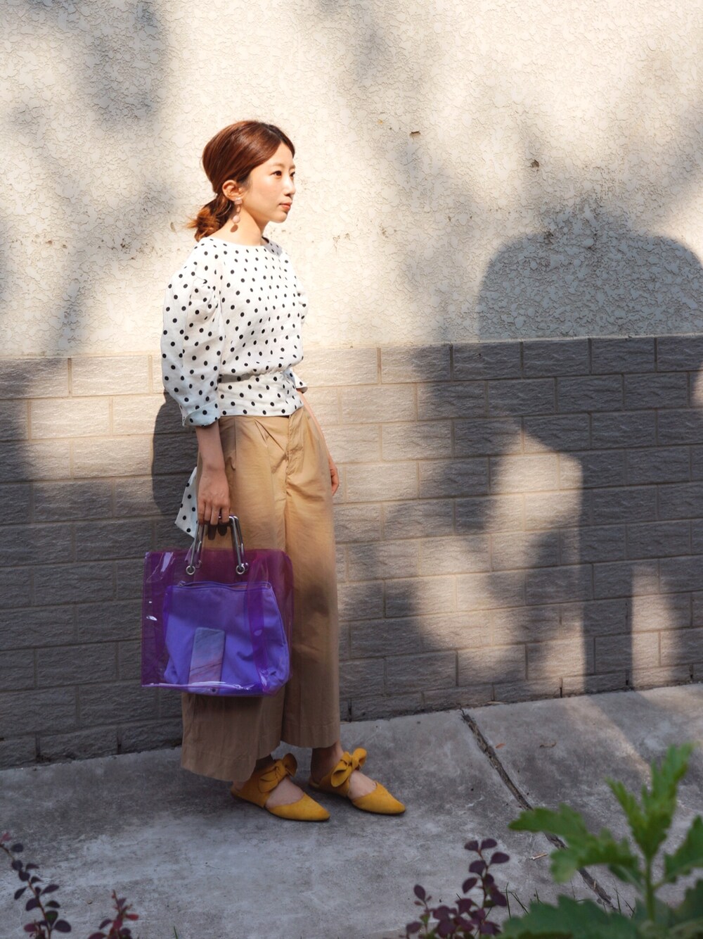 「シンプル、ゆるコーデ、カジュアル、大人カジュアル、デニム、UNIQLO、ワイドパンツ」｜「ZARAのアイテム（シャツ/ブラウス、その他）」を使った、nownowさん（レディース・158cm）の夏コーディネートの1枚目の写真