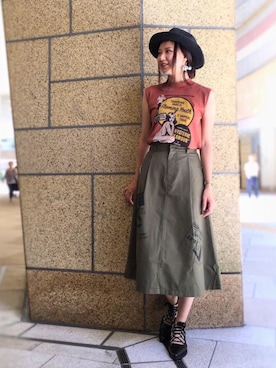 HYSTERIC GLAMOUR キャミソール カーキ HYSTERIC GLAMOURのキャミソールを使った「カーキ」のレディース