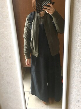 「UGG」｜「アイテム（サロペット/オーバーオール）」を使った、manamiさん（レディース・157cm）の冬コーディネート