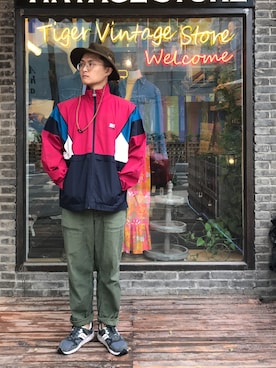 「summer」｜「アイテム（ナイロンジャケット）」を使った、Venom維儂さん（メンズ・173cm）の春コーディネート