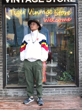 「summer」｜「アイテム（ナイロンジャケット）」を使った、Venom維儂さん（メンズ・173cm）の春コーディネート