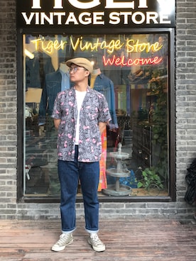 Venom維儂さんのコーディネート