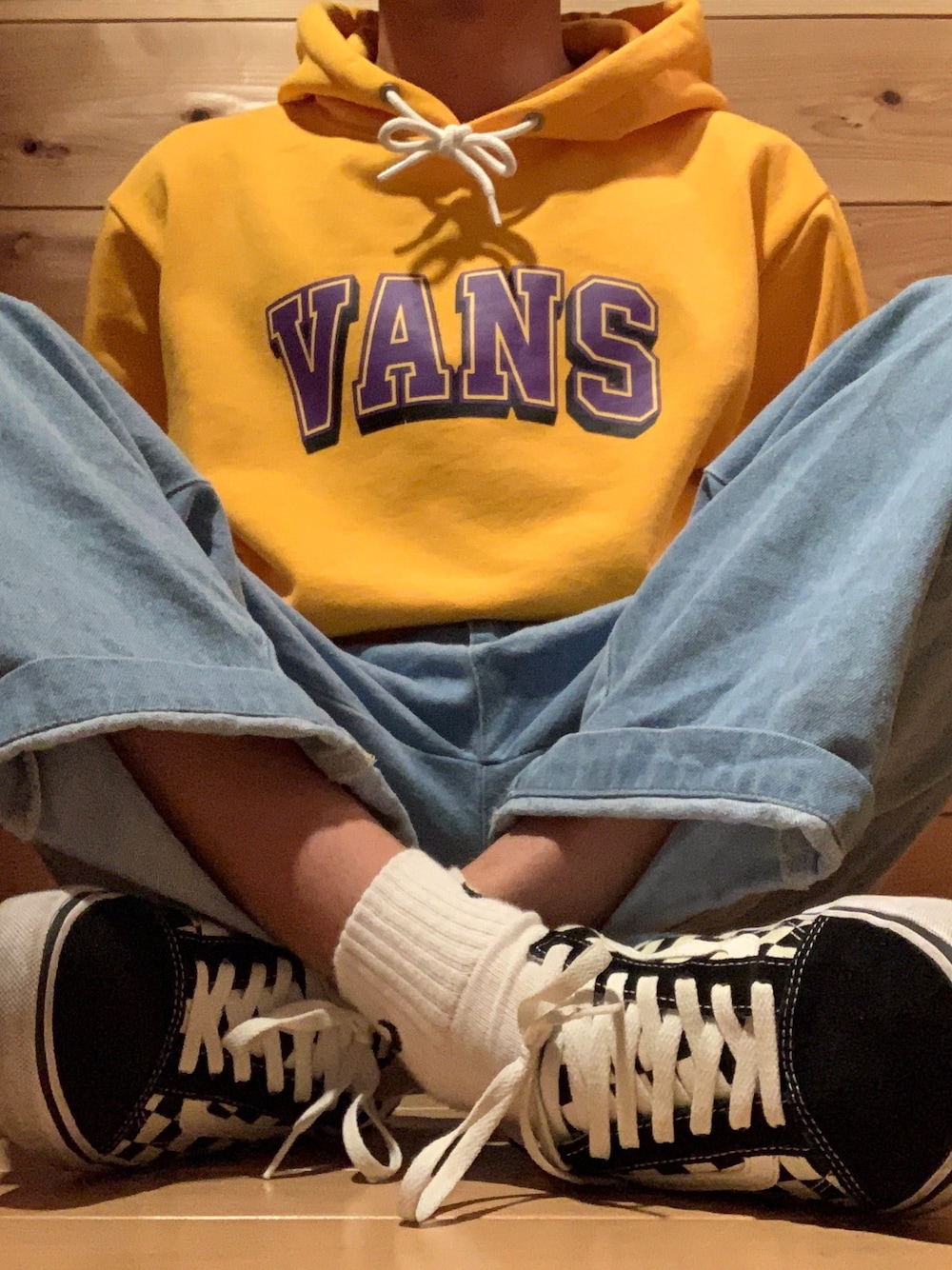 「VANSのVANSｱﾊﾟﾚﾙ(WJ) VANS PULLOVER HOODIE 120K1031000 YELLOW（スウェット、イエロー系）」を使った、nonさん（メンズ・170cm）の春コーディネートの1枚目の写真