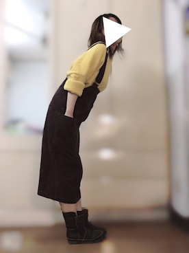 「母鸡のアイテム（ニット/セーター、イエロー系）」を使った、ananさん（レディース・159cm）の春コーディネート