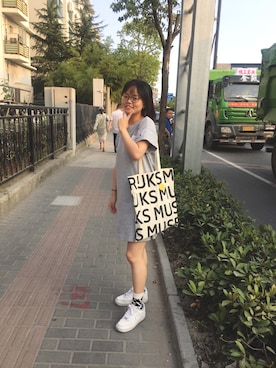 「NIKE（ナイキ）のアイテム（スニーカー、ホワイト系）」を使った、ananさん（レディース・159cm）の夏コーディネート
