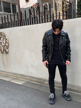 「BALENCIAGA」｜「アイテム（ライダースジャケット）」を使った、ハヤトさん（メンズ・171cm）の春コーディネート
