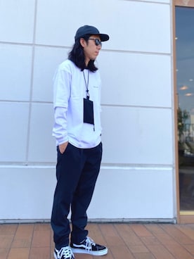 「RECOMMEND  ITEM STYLING」｜「アイテム（財布/小物）」を使った、小林優介さん（メンズ・175cm）の春コーディネート