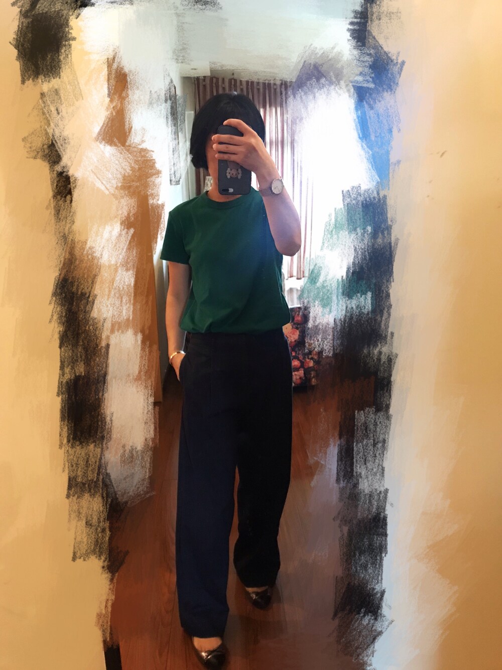 「UNIQLOのアイテム（Tシャツ/カットソー、グリーン系）」を使った、蔷薇岛屿于阳阳さん（レディース・163cm）の夏コーディネートの1枚目の写真