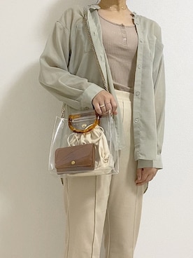 「ピスタチオ」｜「アイテム（財布/小物）」を使った、shio❤︎さん（レディース・161cm）の秋コーディネート