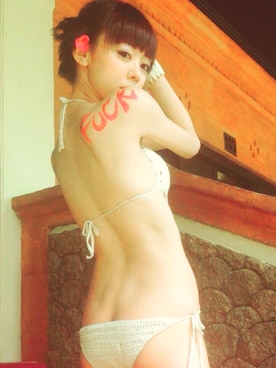 上原奈美さんのコーディネート