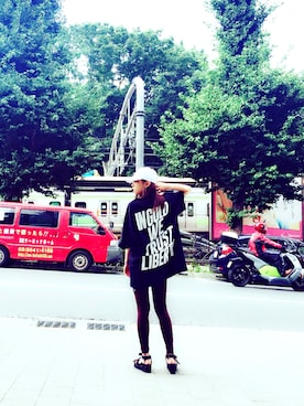 上原奈美さんのコーディネート