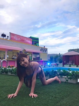 上原奈美さんのコーディネート