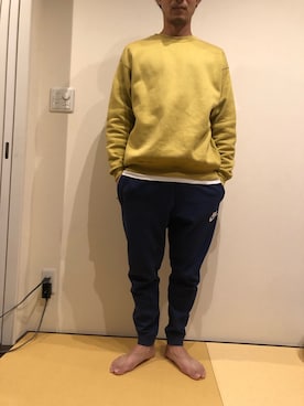 「部屋着」｜「アイテム（スウェットパンツ）」を使った、サツマハヤトさん（メンズ・168cm）の冬コーディネート